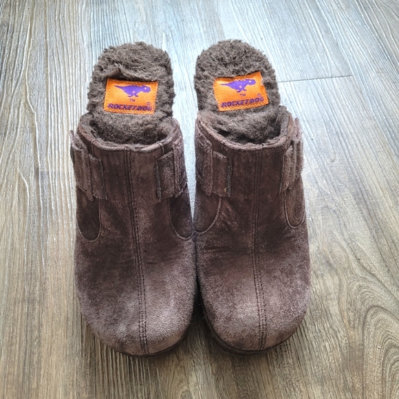 Rocket Dog Shoes - Rocket Dog brown Suede Sherpa wedge clog size 8